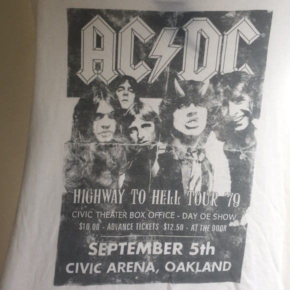 AC/DC long sleeved Junk Food tee (Men’s size) NWT - Picture 3 of 6